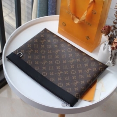 LV Clutch Bags